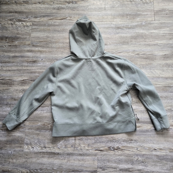 Light Green/Gray Cropped Hoodie Sweater - Picture 3 of 7
